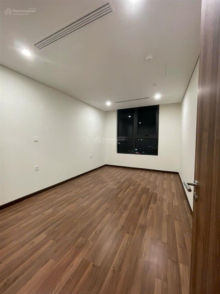 Hot cho thuê căn hộ hà đô parkside, 90m2, 3pn, đồ cb, giá 18tr/1 tháng.  0899 511 ***