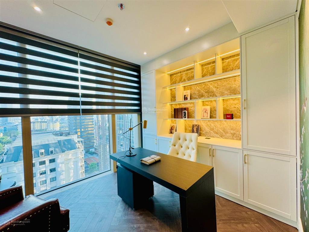 Chính chủ cho thuê căn hộ  epic tower duy tân, 120m2, 4pn, full, 38tr.  0899 511 ***