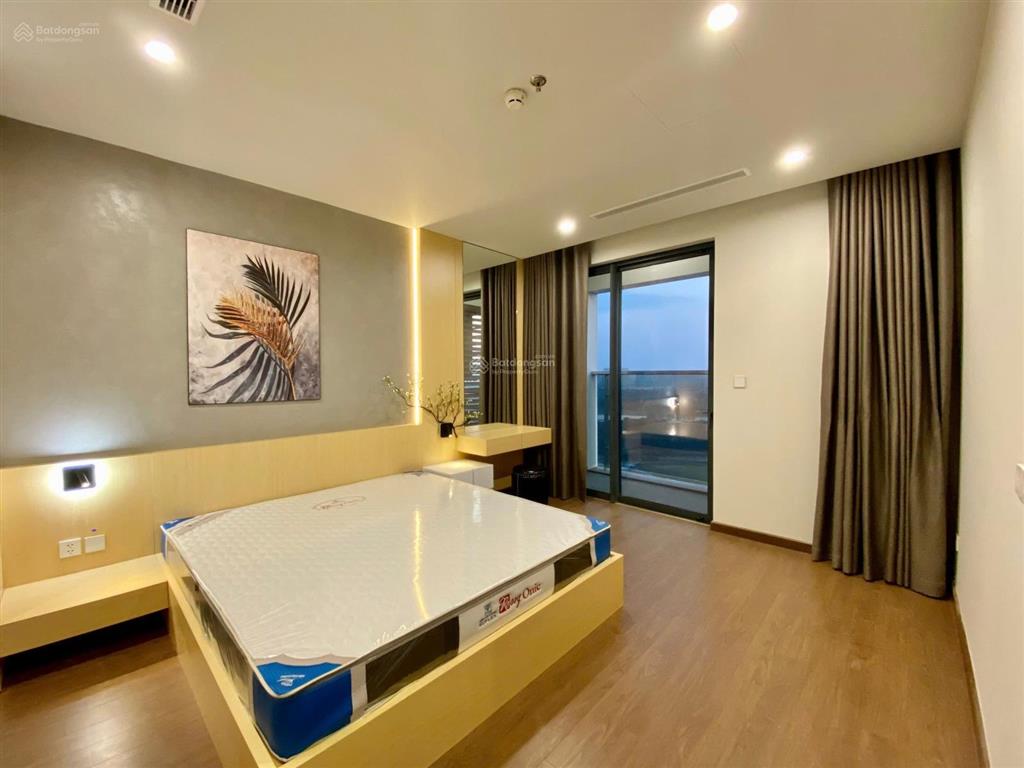 Chính chủ cho thuê căn hộ hoàng thành pearl, 114m2, 3pn, 2wc, full đồ. 20 triệu. 0899 511 ***