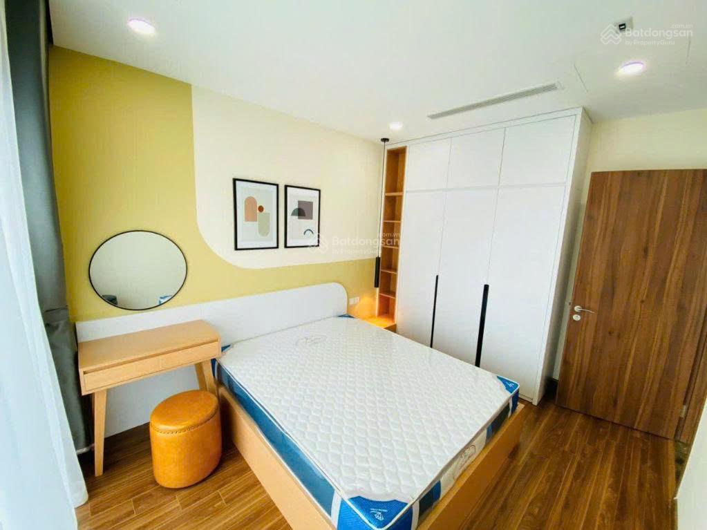 Cho thuê căn góc, 3pn, 98m2, full đồ tại golden park  20tr/th.  0899 511 ***