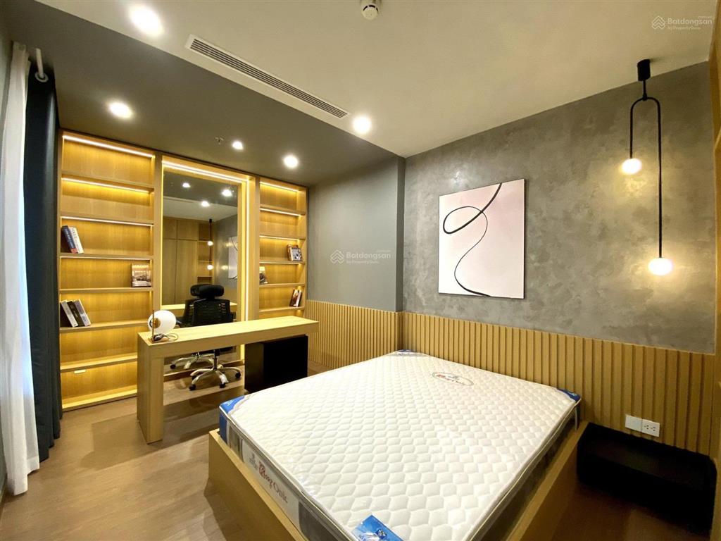 Hiếm cho thuê căn 110m2, 3pn, 2wc, full tại brg diamond lê văn lương, 26tr/th  0899 511 ***