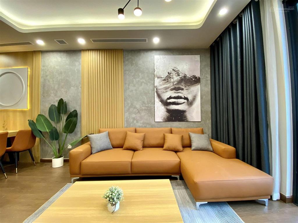 Hiếm cho thuê căn 110m2, 3pn, 2wc, full tại brg diamond lê văn lương, 26tr/th  0899 511 ***