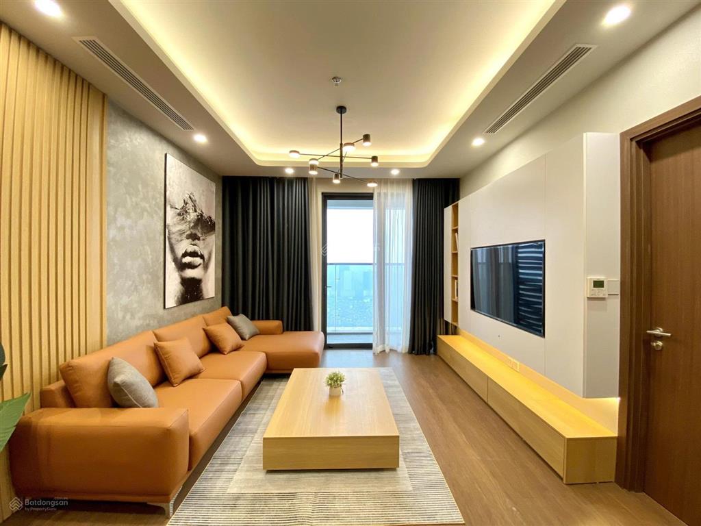 Hot chính chủ cho thuê căn góc sky park  128m2, 3pn + 1 kho, full  27tr.  0899 511 ***