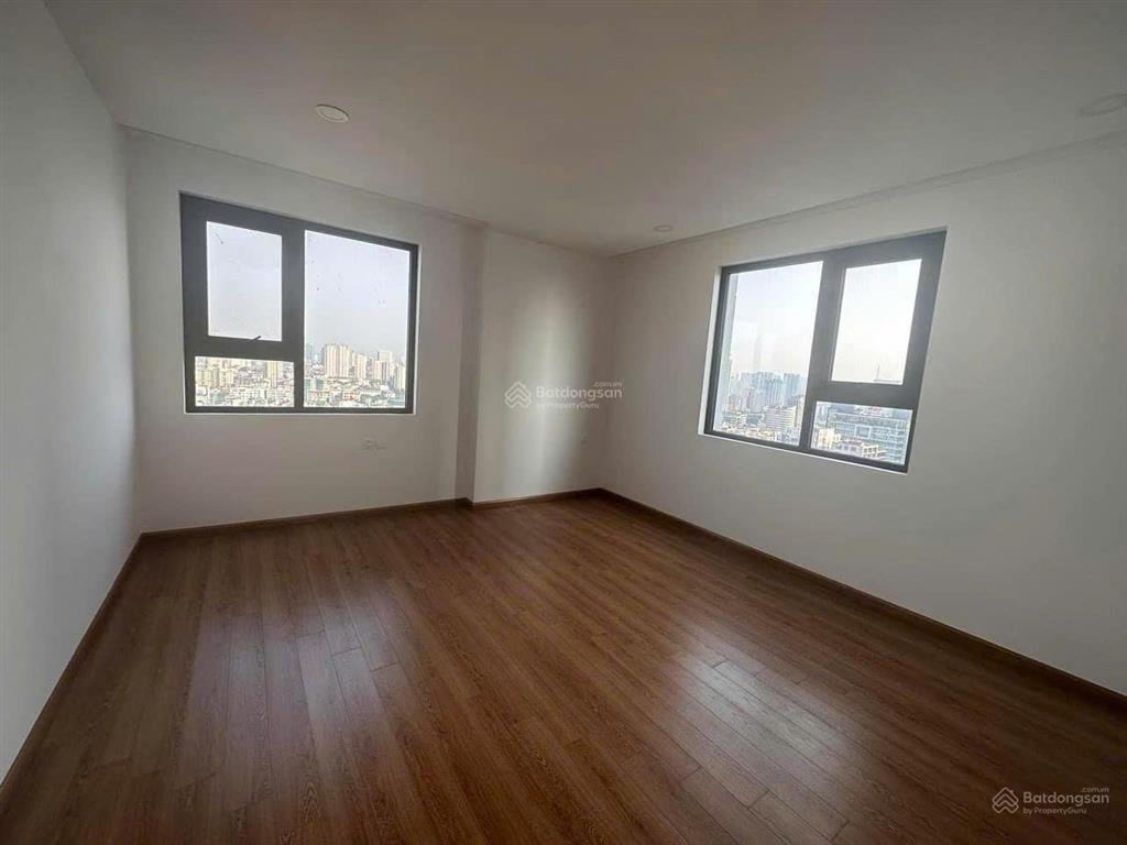 Hiếm cho thuê căn hộ paragon duy tân  90m2, 2pn, cơ bản. 15,5tr.  0899 511 ***