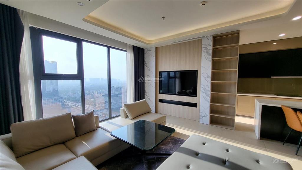 Hiếm cho thuê căn hộ golden park, 200m2, 4pn, 3vs, full, giá 36 triệu/tháng.  0899 511 ***