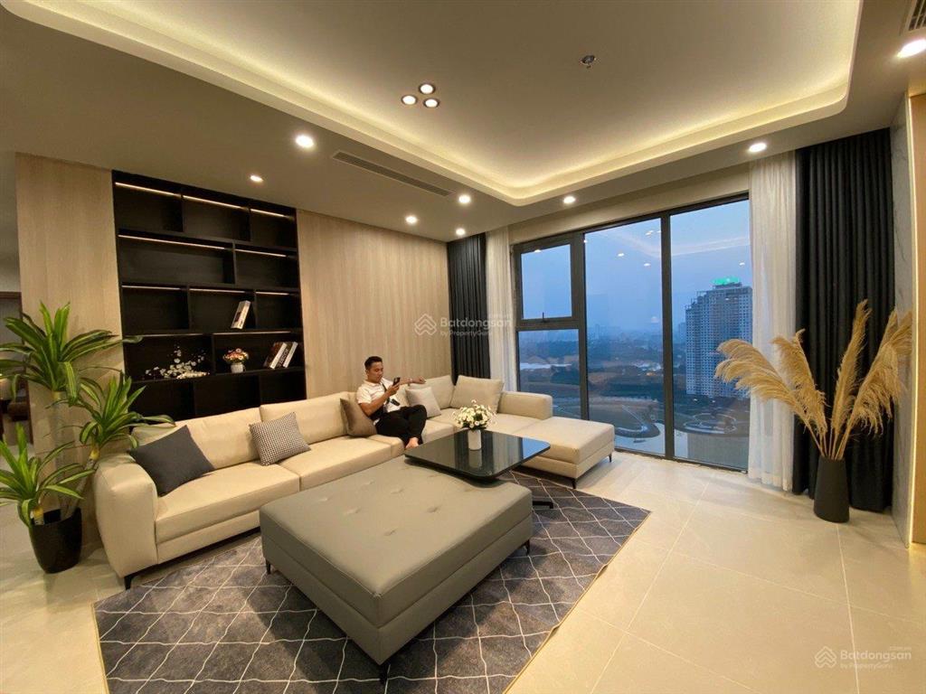 Hiếm cho thuê căn hộ golden park, 200m2, 4pn, 3vs, full, giá 36 triệu/tháng.  0899 511 ***