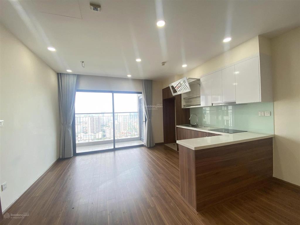 Hot chính chủ bán căn hộ golden park, 84m2, 2pn, 2vs, cb giá 8.x tỷ.  0899 511 ***