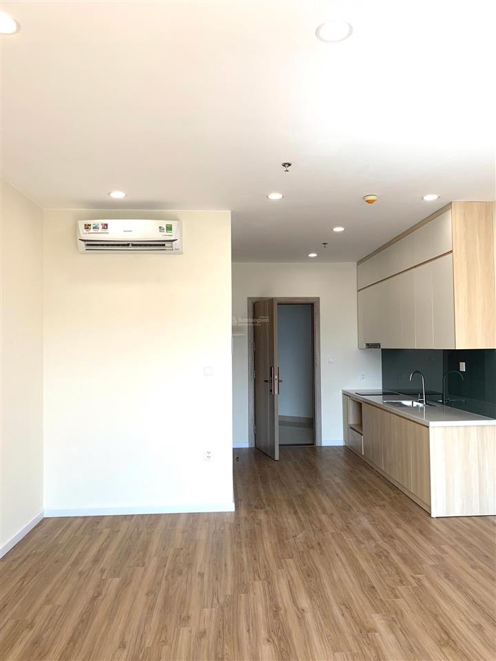 Hot chính chủ cho thuê căn studio trinity, 38m2, cơ bản, 8 triệu/tháng.  0899 511 ***