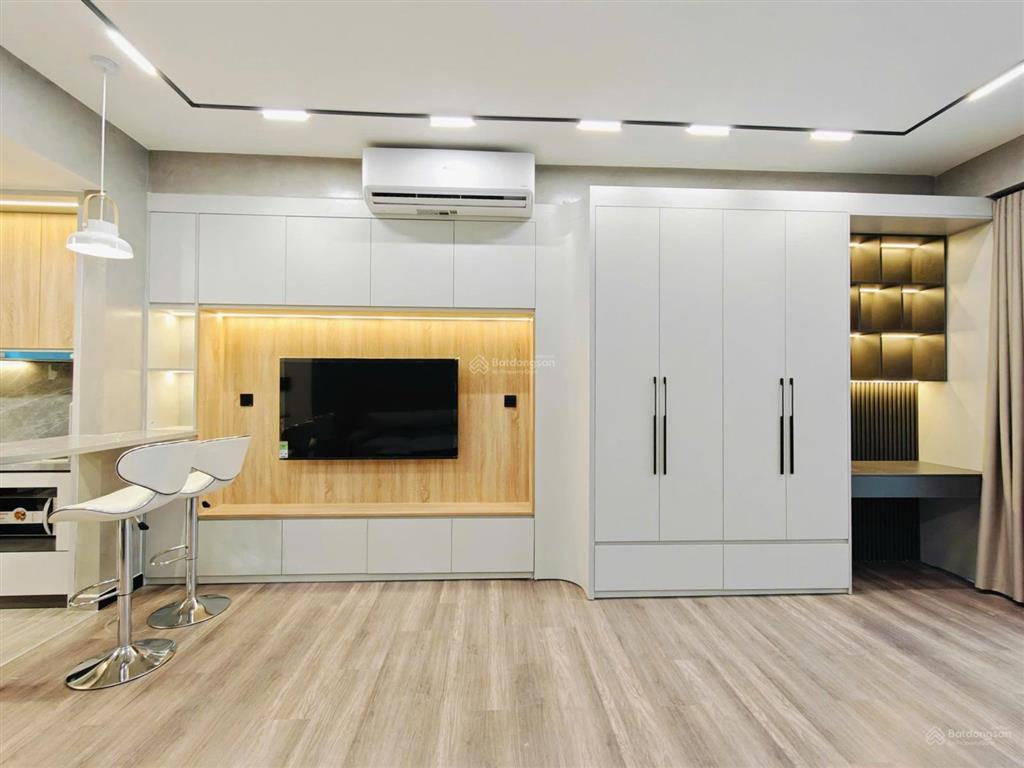 Hot chính chủ cho thuê studio, west point, 38m2, full, 14tr.  0899 511 ***