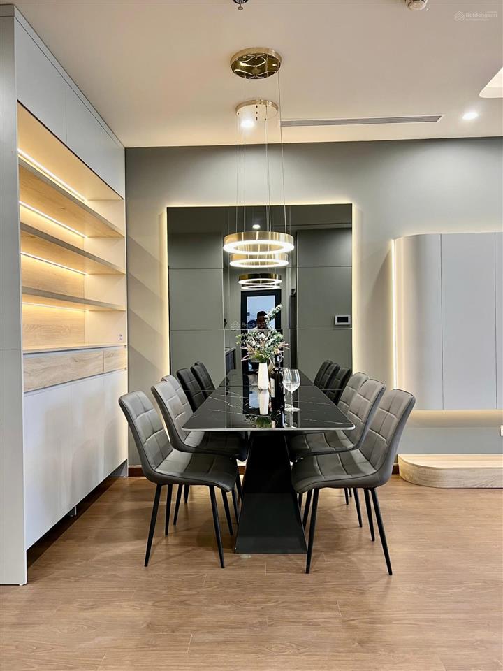 Chính chủ cho thuê center point cầu giấy, 50m², 1pn+1, full, 14tr/th.  0899 511 ***