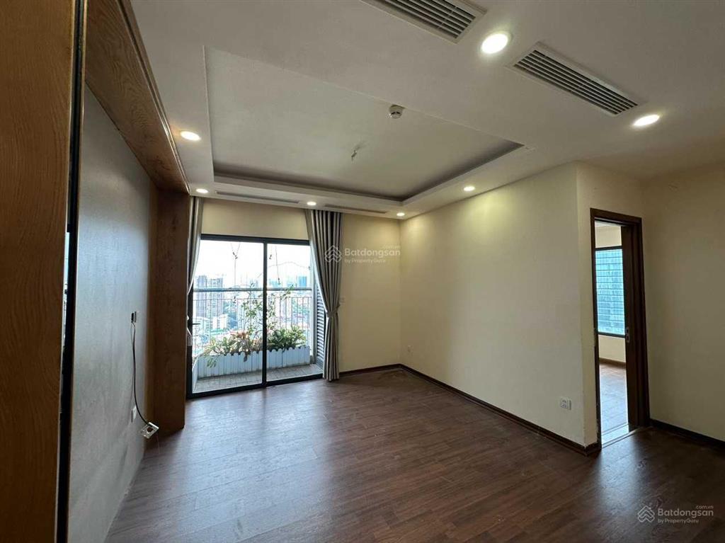 Hot một trong số ít 1 căn golden park  130m², 3pn, cơ bản, giá 19 triệu.  0899 511 ***