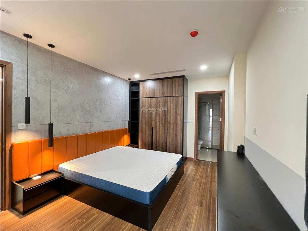 Hot chính chủ cho thuê căn góc sky park  75m2, 2pn, full  19,5 tr.  0899 511 ***