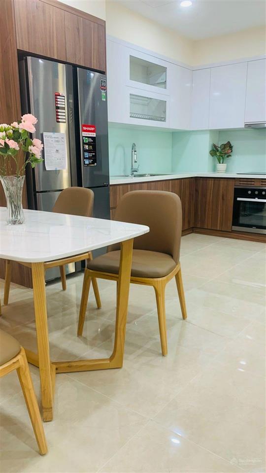 Không có căn giá tốt hơn cho thuê 2pn, 90m2, full đồ tại golden park  17tr.  0899 511 ***