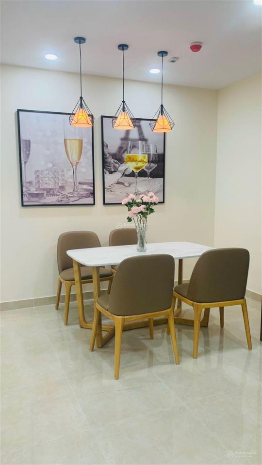 Không có căn giá tốt hơn cho thuê 2pn, 90m2, full đồ tại golden park  17tr.  0899 511 ***