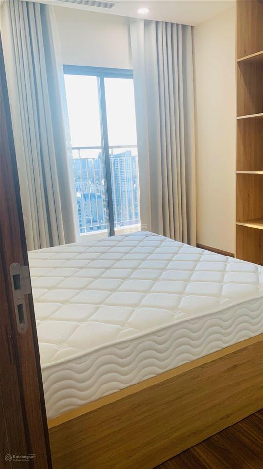 Không có căn giá tốt hơn cho thuê 2pn, 90m2, full đồ tại golden park  17tr.  0899 511 ***