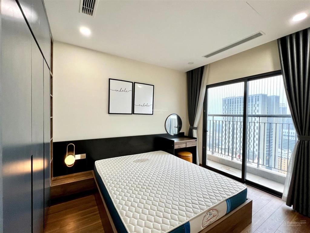 Hot chính chủ cho thuê căn góc sky park  75m2, 2pn, full  19,5 tr.  0899 511 ***