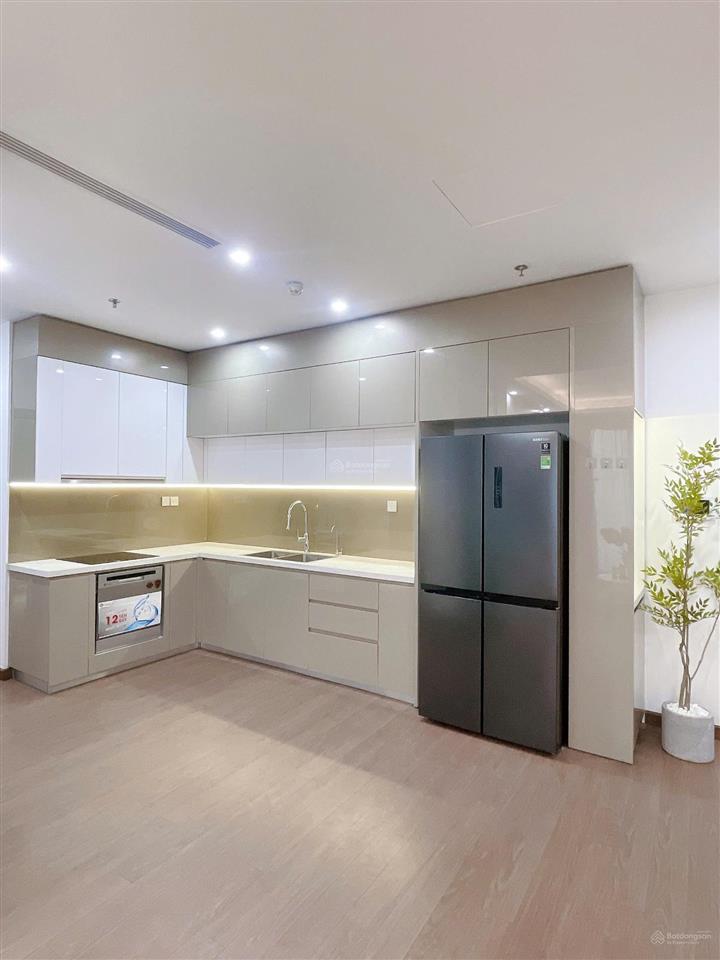 Cực hiếm cho thuê brg lê văn lương, 150m2, 3pn, 3vs, full giá 35tr/th  0899 511 ***
