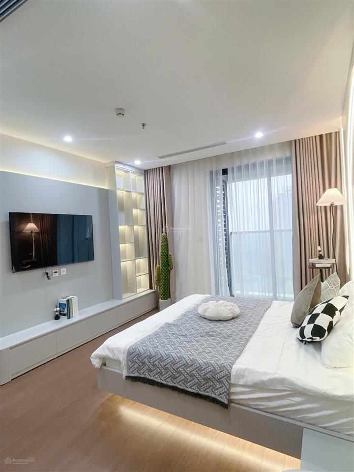 Cực hiếm cho thuê brg lê văn lương, 150m2, 3pn, 3vs, full giá 35tr/th  0899 511 ***