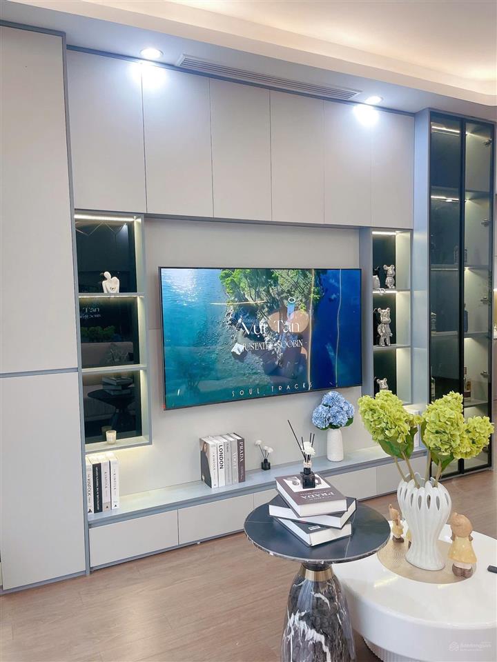 Cực hiếm cho thuê brg lê văn lương, 150m2, 3pn, 3vs, full giá 35tr/th  0899 511 ***
