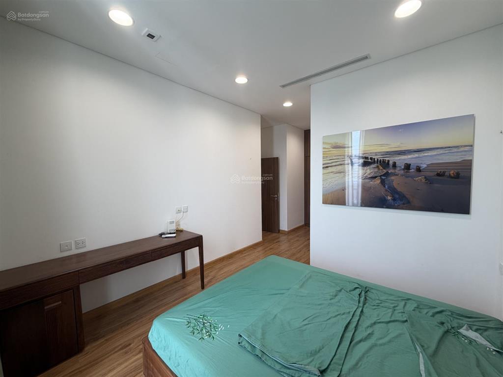 Cho thuê diamond park plaza  16 láng hạ  87m2, full  28tr vào luôn. 0899 511 ***