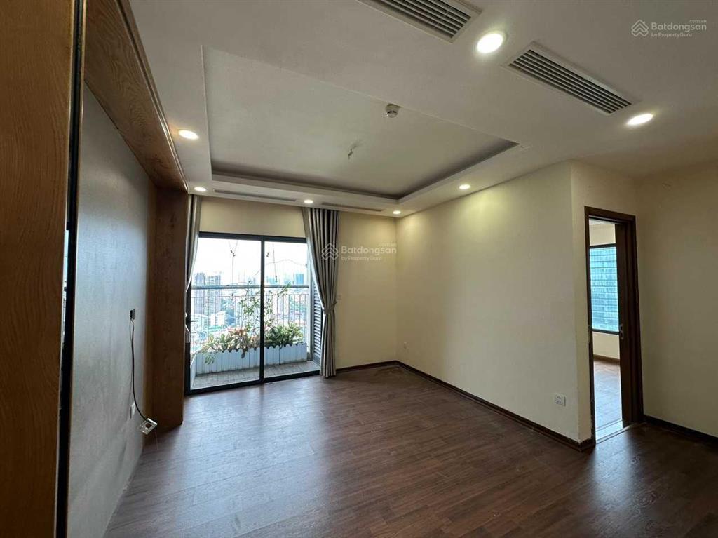 Hot hiếm có 1 căn golden park  85m2, 2pn, cơ bản, giá 16tr.  0899'511.866