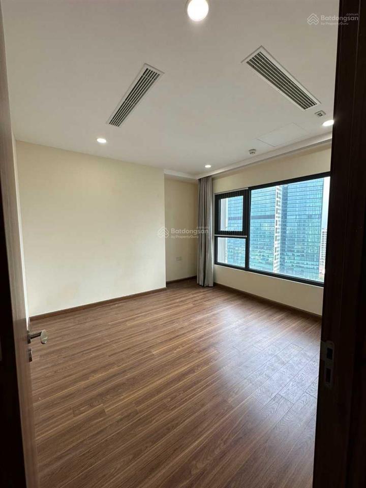 Hot hiếm có 1 căn golden park  85m2, 2pn, cơ bản, giá 16tr.  0899'511.866