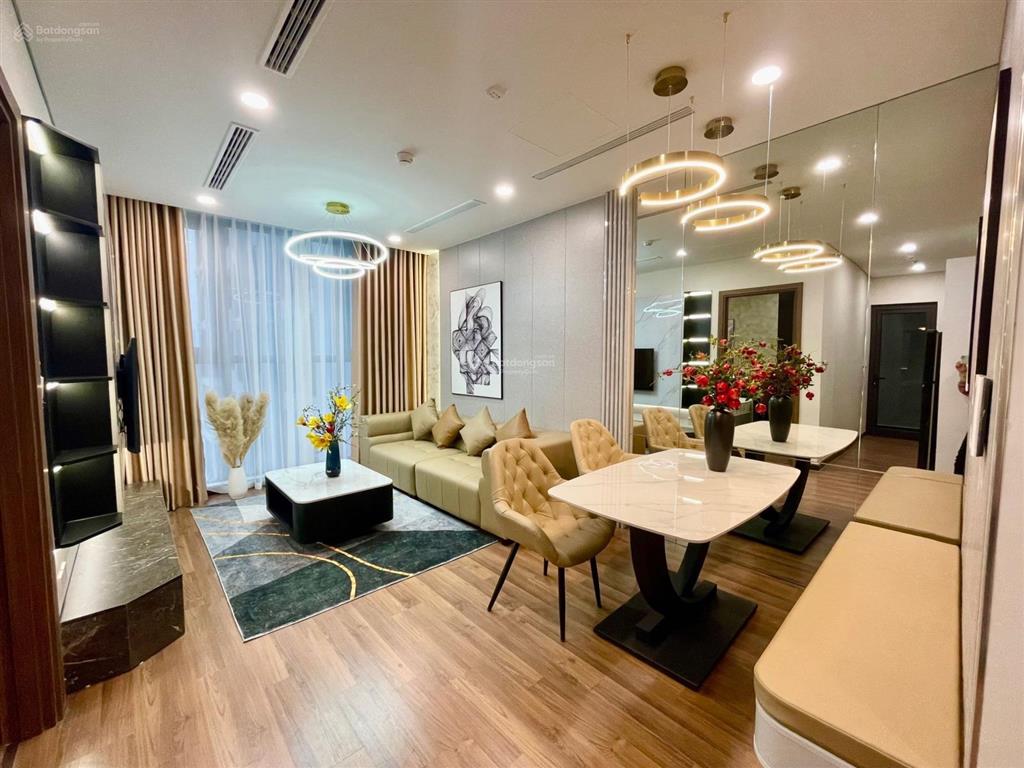 Hiếm cho thuê căn hộ 2pn, 100m2, full tại hà đô park view, với giá 18,5tr.  0899 511 ***