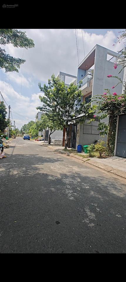 Bán đất tuyệt đẹp  250m2 (10m x 25m) giá 12.5 tỷ gần global city đường liên phường