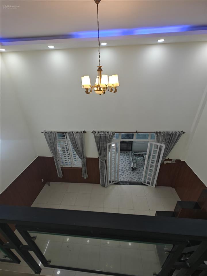 Bán căn nhà 67m2 giá 5.2 tỷ vị trí đường 160 lã xuân oai q.9 tp hcm
