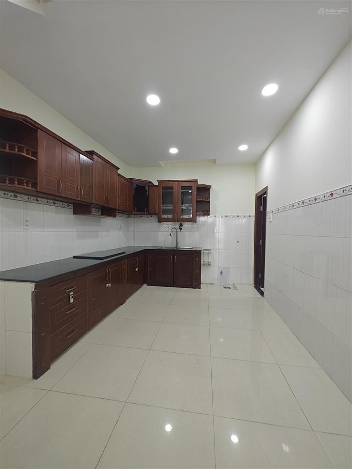 Bán căn nhà 67m2 giá 5.2 tỷ vị trí đường 160 lã xuân oai q.9 tp hcm
