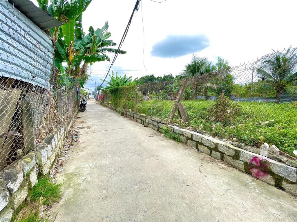 Cần chuyển nhượng lô đất ở xã tu bông thôn cổ mã giá đầu tư