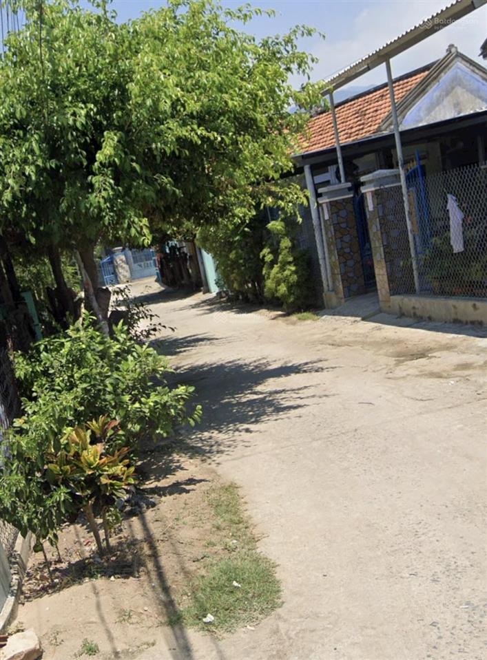 Bán đất xã vạn long huyện vạn ninh thổ cư 2 mặt tiền đường