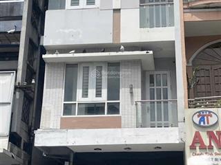 Cần bán nhà mặt tiền hùng vương, kẹp kiệt, giá rẻ thị trường, chưa qua đầu tư