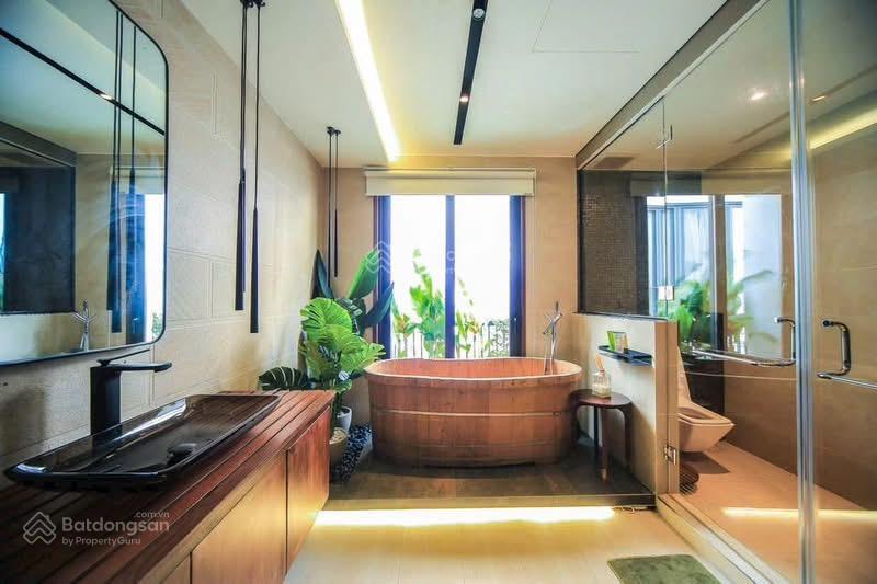 Bán biệt thự nam đô, phú mỹ hưng. đẳng cấp bậc nhất khu.  0912 264 ***