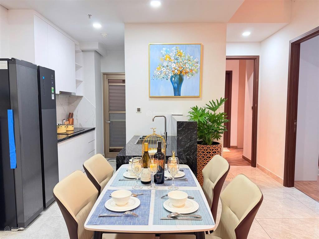 Hàng hiếm  căn hộ midtown m8, phú mỹ hưng. nhà đẹp giá tốt.  ngay 0912 264 ***