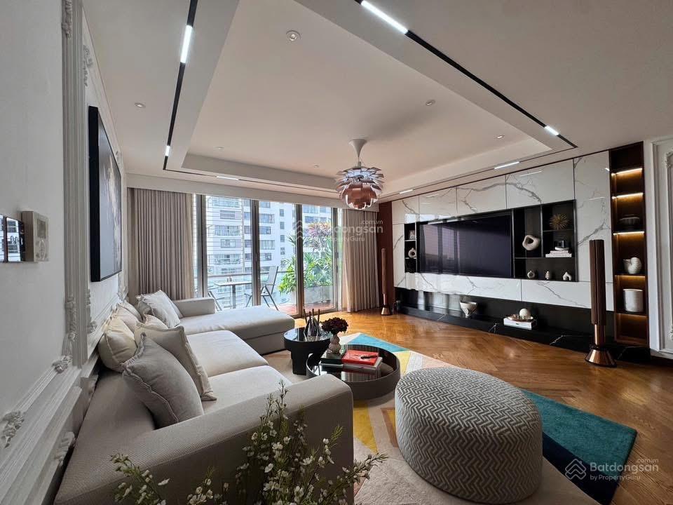 Hàng nổi bật  tophouse garden plaza 1, phú mỹ hưng.  ngay 0912 264 ***