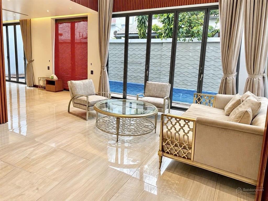 Biệt thự siêu vip khu mỹ hoàng, phú mỹ hưng. dt 420m2 giảm giá sâu 115 tỷ (thương lượng)