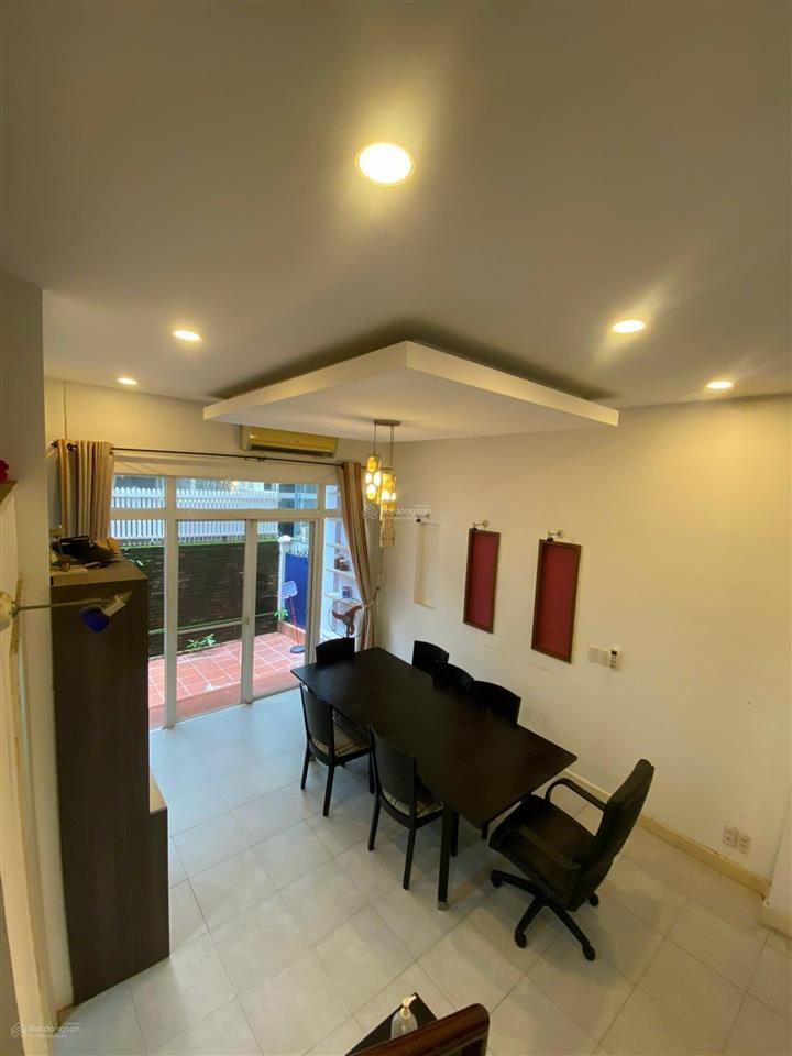 Cho thuê biệt thự hưng thái, 7x18m, giá 38 triệu xem nhà 0938 602 *** nhân