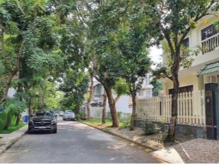 Villa nam thông, phú mỹ hưng, 11x18m, cần bán 52 tỷ.  0938 602 *** nhân