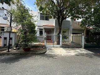 Bán biệt thự mỹ kim, phú mỹ hưng, 10.25x18.75m, bán 73.5 tỷ 0938 602 *** nhân