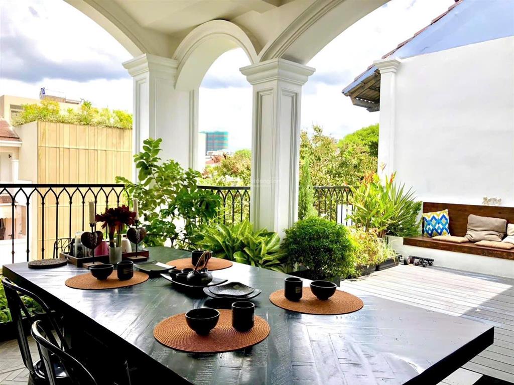 Bán biệt thự nam đô, phú mỹ hưng, 8x18m, giá 56 tỷ 0938 602 *** nhân