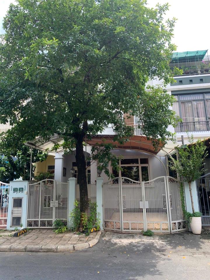 Bán gấp biệt thự hưng thái, phú mỹ hưng, 7x18m, giá 31.5 tỷ  0938 602 *** nhân