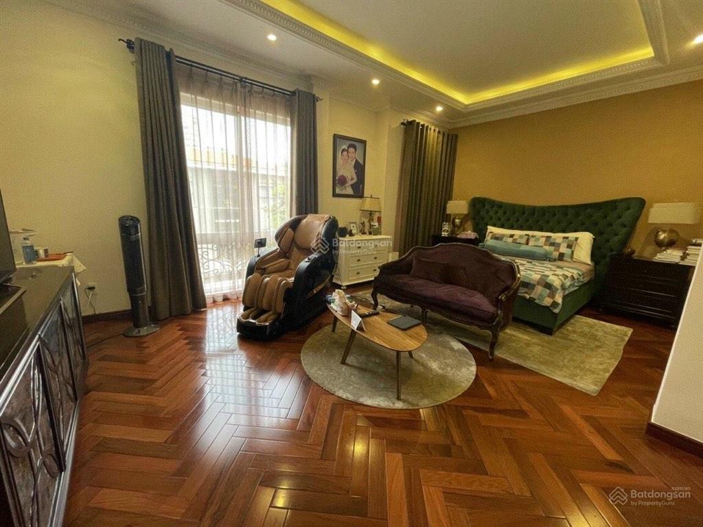 Biệt thự mỹ hoàng, phú mỹ hưng, 10.5x20m, bán 79 tỷ  0938 602 *** nhân