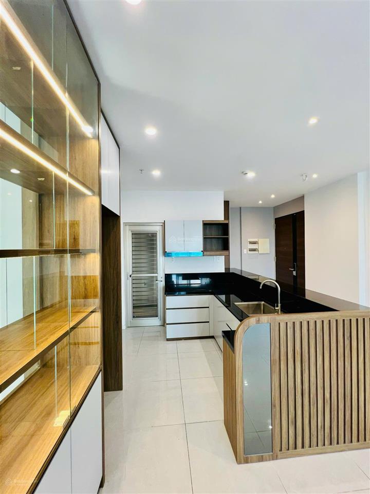 Bán shop midtown  phú mỹ hưng, lầu 3, 90m2, giá 9,4 tỷ  0938 602 *** nhân