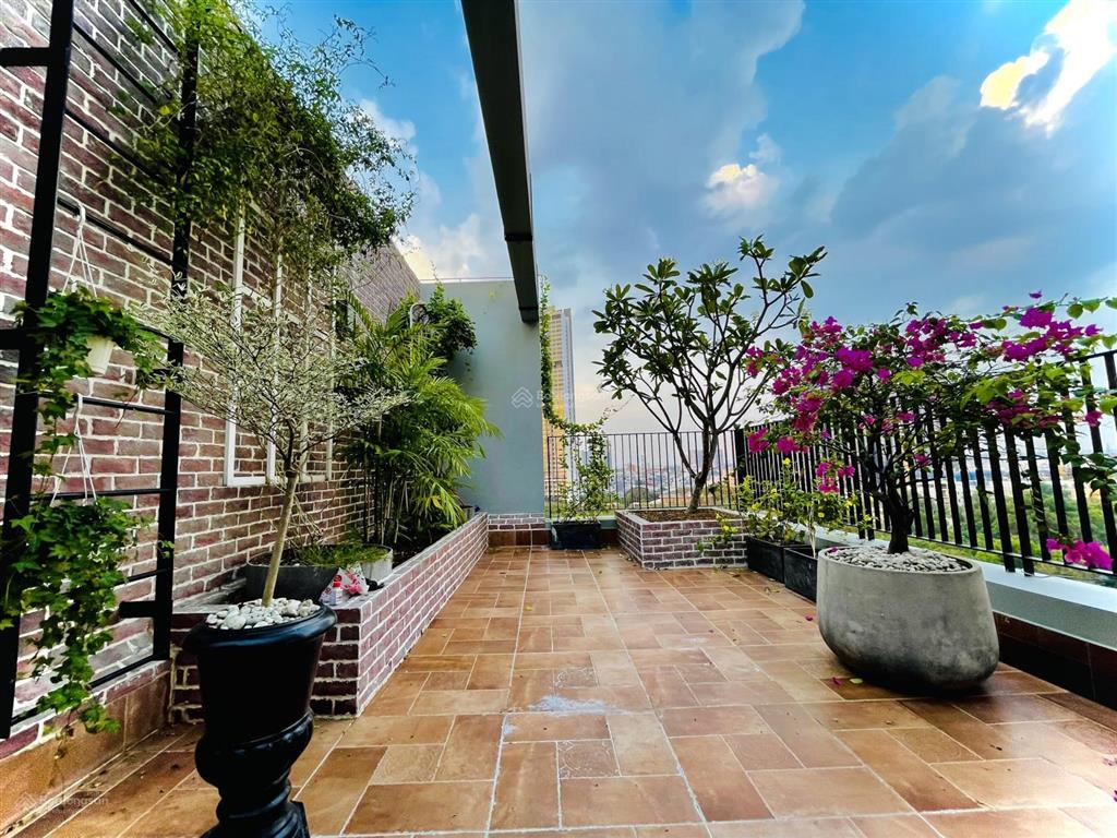 Căn hộ penthouse starhill, phú mỹ hưng. 166m2, giá 22 tỷ  0938 602 *** nhân