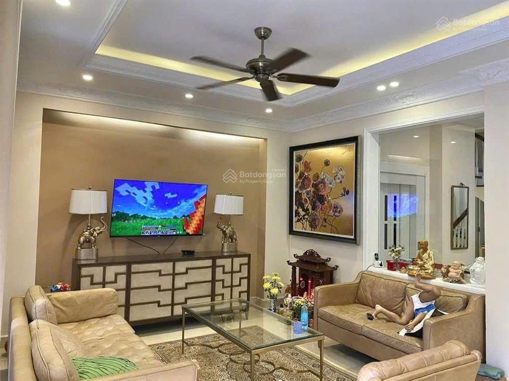 Cho thuê villa mỹ kim, phú mỹ hưng, 9.5x19m, giá 98 triệu  0938 602 *** nhân