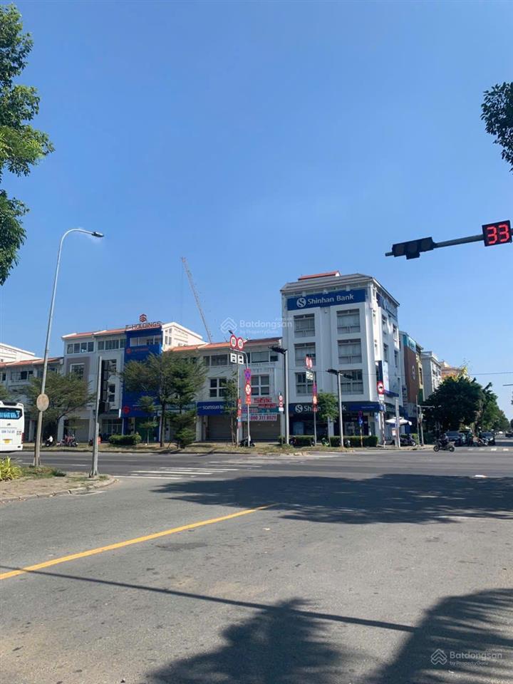 Nhà phố mỹ hưng, phú mỹ hưng, 6x18.5m, chỉ 24.5 tỷ  0938 602 *** nhân