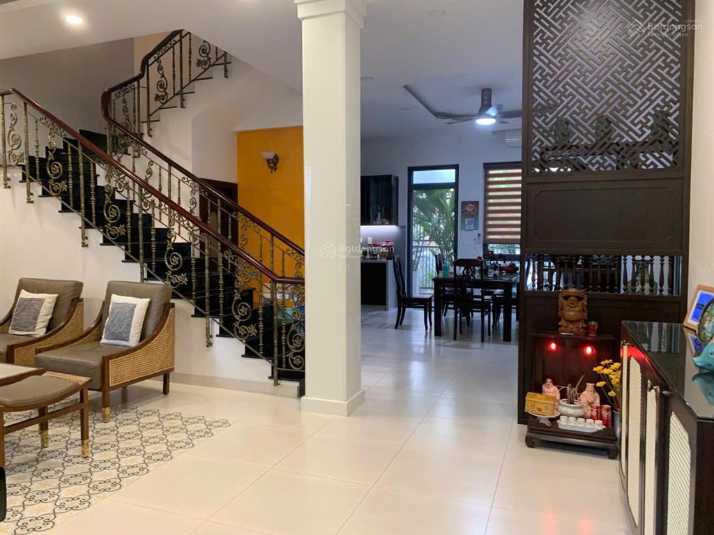 Biệt thự mỹ thái, phú mỹ hưng, 7x18m, giá tốt 40.9 tỷ  0938 602 *** nhân