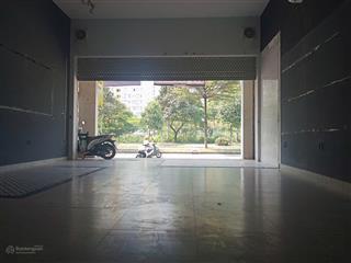Cho thuê nhà phố mỹ toàn, phú mỹ hưng, giá rẻ 39 triệu  0938 602 *** nhân