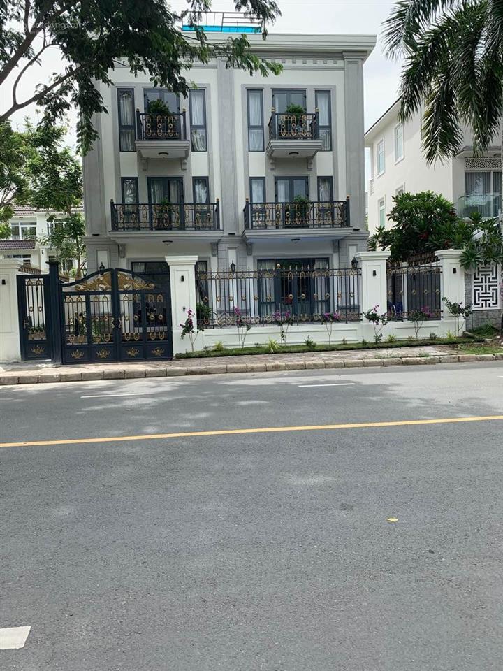 Cho thuê villa nam thông, phú mỹ hưng, 130 triệu/tháng 0938 602 *** nhân